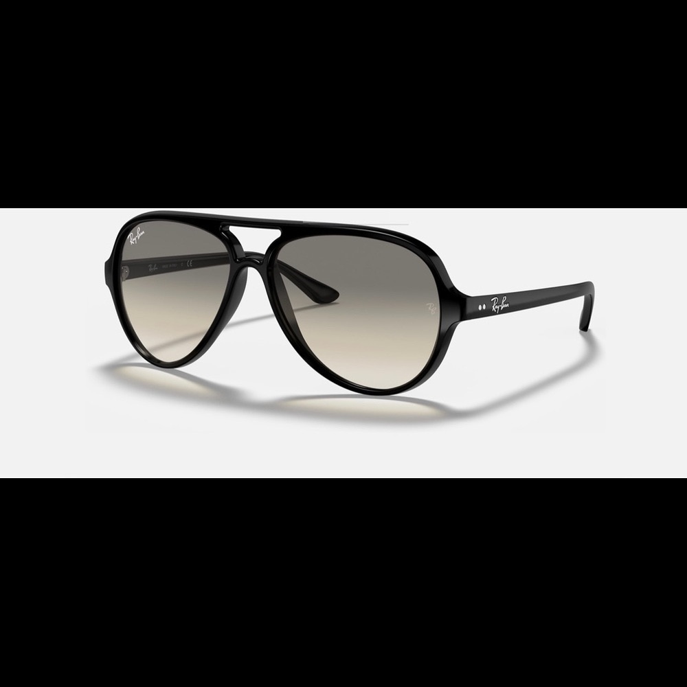 Ray-Ban Aviator Cats 5000 sunglasses